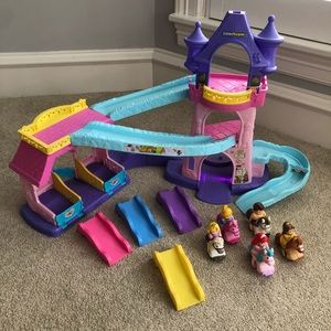 Fisher Price Little People Klip Klop Castle